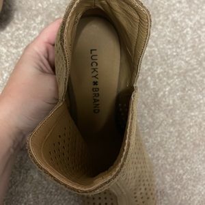 Lucky brand wedges - NWOT